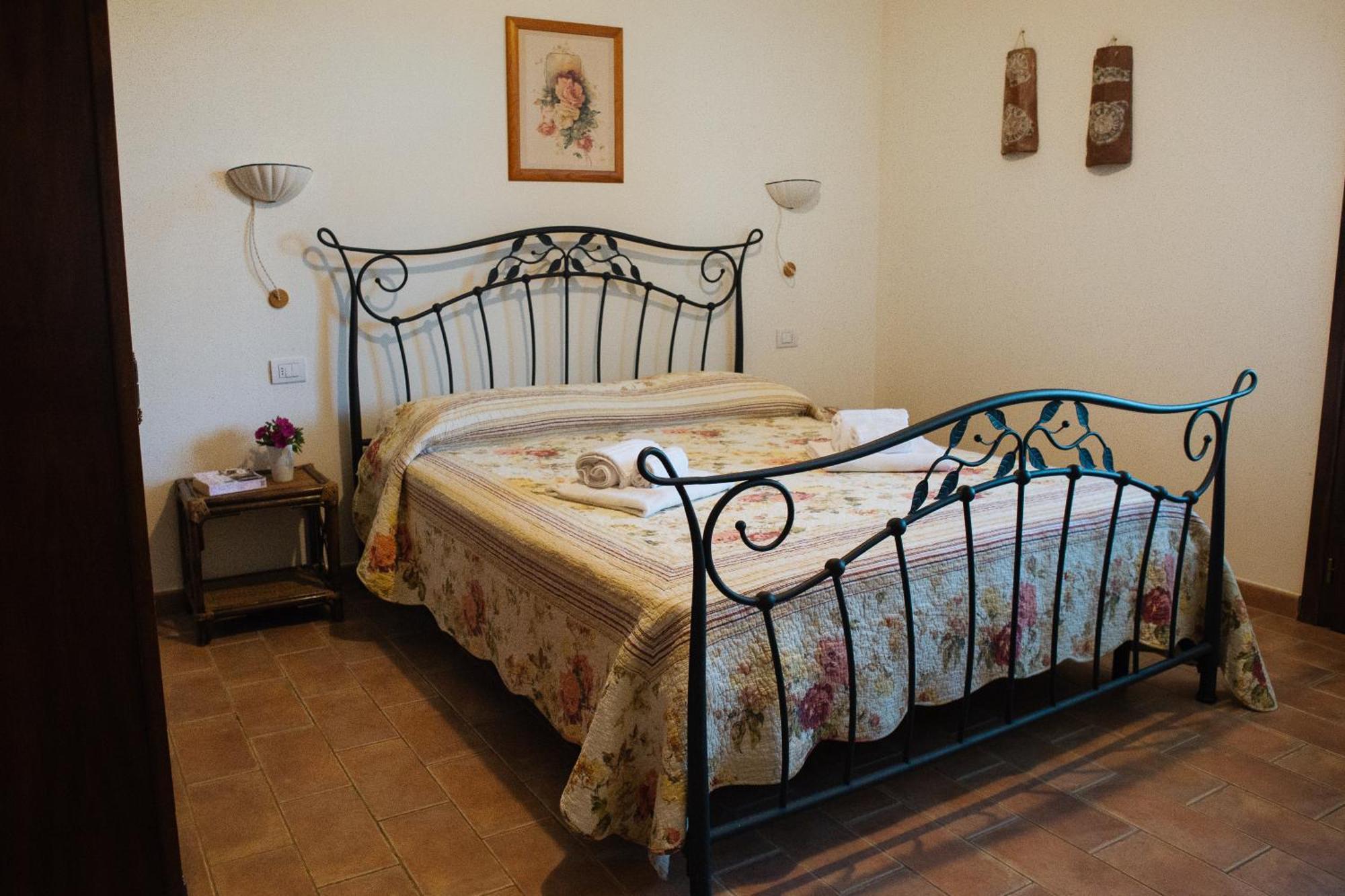Agriturismo Borgo Campetroso Суверето Экстерьер фото