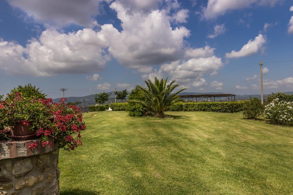 Agriturismo Borgo Campetroso Суверето Экстерьер фото